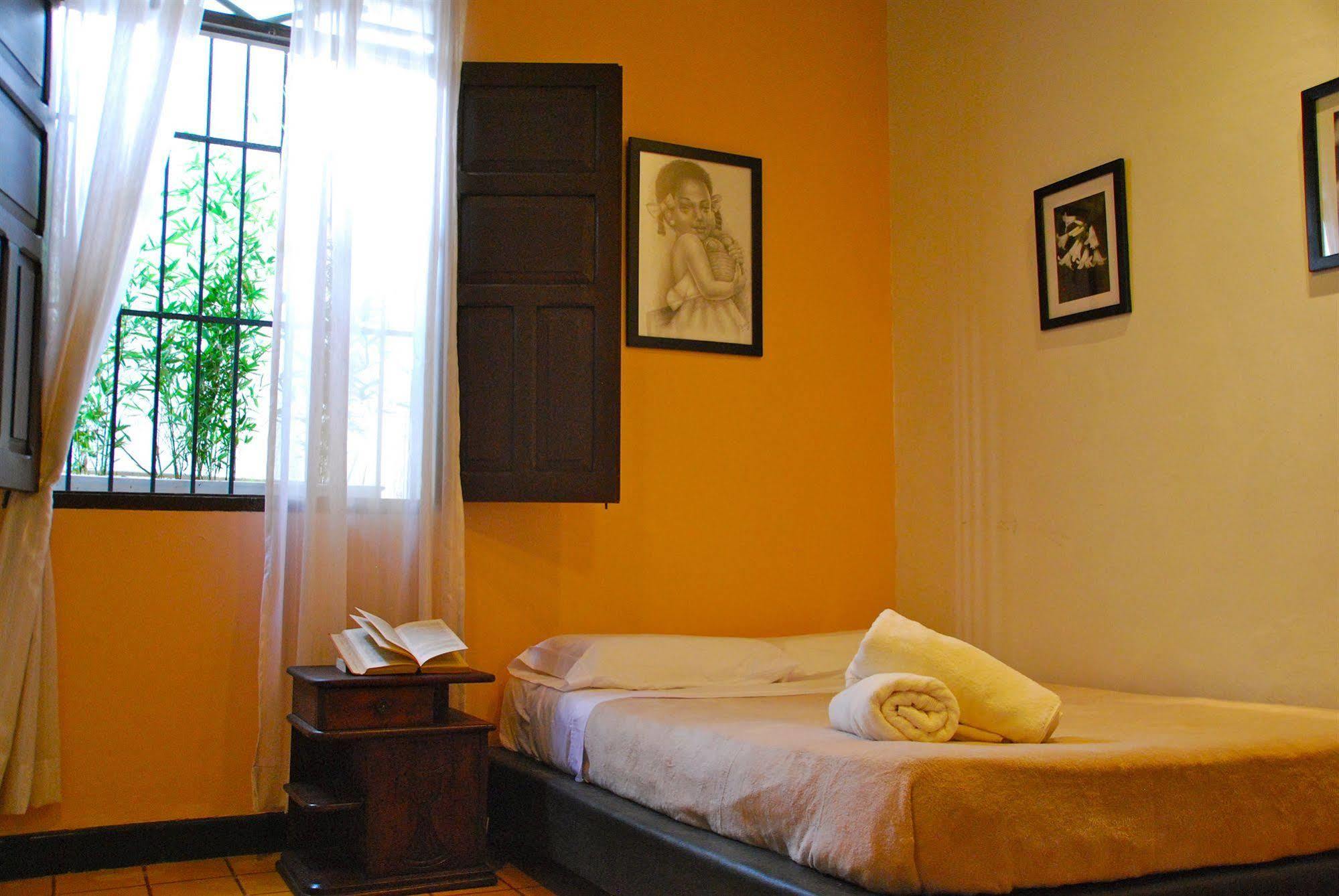 Hotel Del Parque 圣玛尔塔 外观 照片